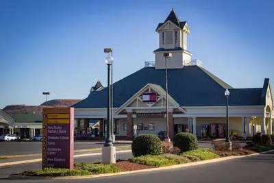 Tanger Outlet