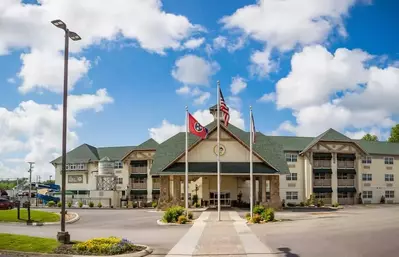 Lodge at Five Oaks Hotel in Sevierville